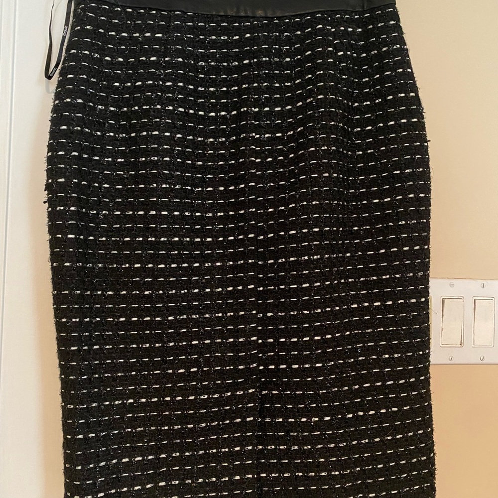 GRACIA mid skirt.